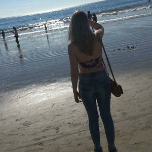 Meet your Posher, Julia